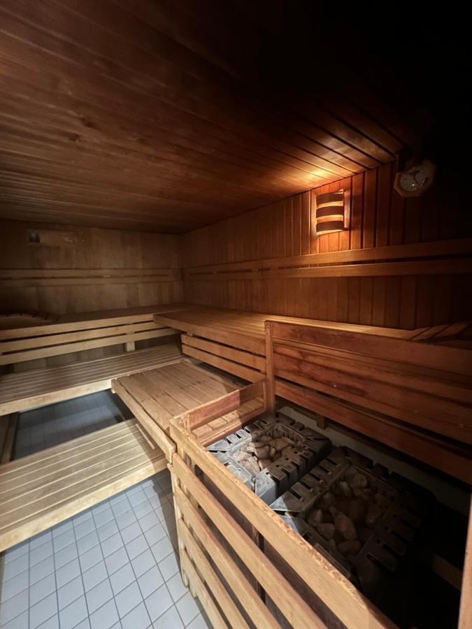 Annis Panoramablick Pool Sauna Tennis